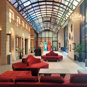 Scarletz Klcc I Homebrickz Апартаменты Куала-Лумпур