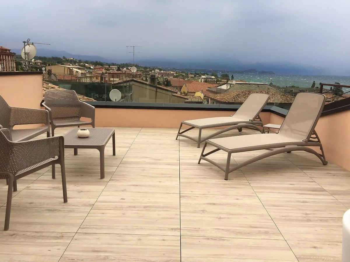 Casa Tunina Apartment Desenzano del Garda 0*,  Italy