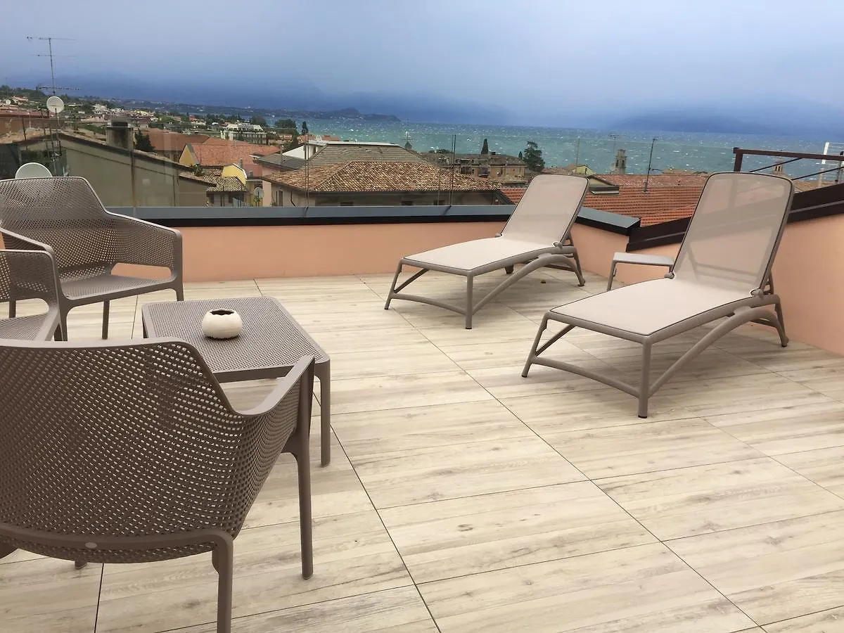 Casa Tunina Apartment Desenzano del Garda Italy